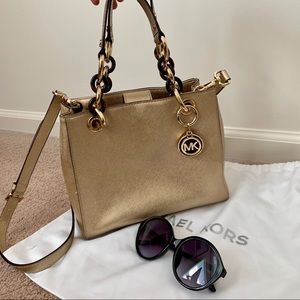 Michael Kors Cynthia bag in gold